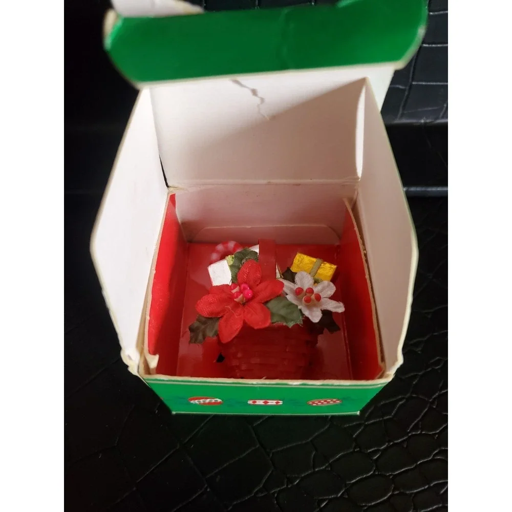 Avon nos christmas